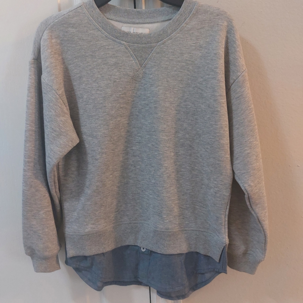 Free Assembly Girls Blue weather and Gray Longsleeve Sweatshirt Sz Medium